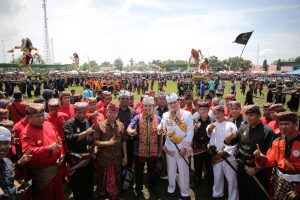Di Hadapan Ribuan Masyarakat Bali, Edwarsyah Pernong Puji Ridho