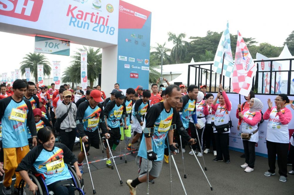 Iriana Jokowi Lepas Peserta Lomba Kartini Run 2018