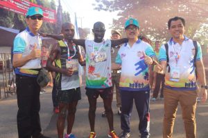 Pelari Kenya Meriahkan Lampung Festival Krakatau