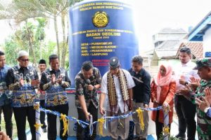 Bupati Pesawaran Terima Bantuan Sumur Bor dari Kementerian ESDM