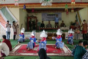 Ratusan Muli Mekhanai Lampung Bersatu Meriahkan Manjau Tiyuh di Muara Putih Natar