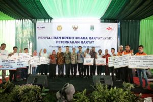 Gubernur Ridho Sambut Baik Penyaluran KUR Peternakan