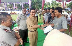 Giliran Masyarakat Kecamatan Jati Agung Terima Sertfikat PTSL