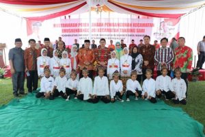 Penampilan Tari Sigeh Pengunten dan Gamelan Pelajar SD 1 Kertosari Sedot Perhatian Plt Bupati Lamsel