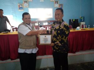 Berperan Sukseskan PTSL, Kepala Desa Pampangan Terima Penghargaan dari BPN
