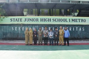Walikota Pairin Pimpin Monitoring UNBK SMP Sederajat di Kota Metro