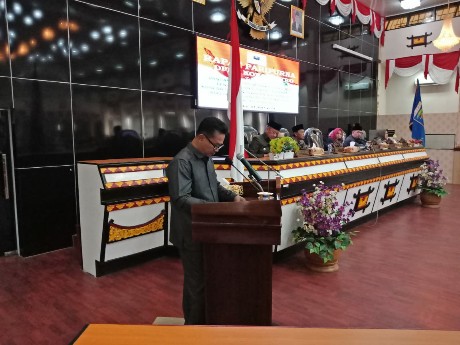 DPRD Sidang Paripurna Pandangan Fraksi terhadap 4 Raperda Pemerintah Kota Metro