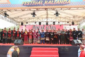 Pawai Budaya Nusantara Semarakkan Puncak Festival Kalianda Tahun 2019