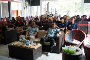 Sosialisasi Internet Sehat, Ini Harapan yang Disematkan Bupati Pesisir Barat