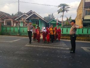 Melihat dari Dekat GATUR Polsek Gedong Tataan