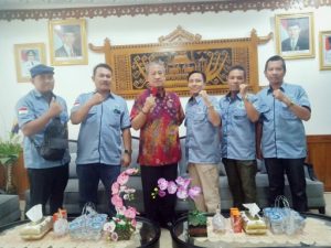 Walikota Pairin dan Wakil Walikota Djohan Support Lomba PBB Prakarsa IWO Kota Metro