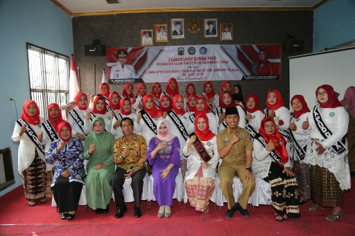 Winarni Kukuhkan Bunda Paud Kecamatan dan Desa se-Kecamatan Natar