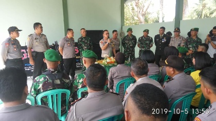 Ucapankan Selamat HUT TNI ke-74, Kapolres Pesawaran Sambangi Kompi Senapan A Batalyon 143/TWEJ