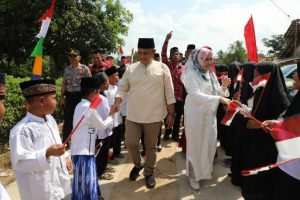 Nanang Ermanto Awali Hari Pertama Kerja 2020 dengan Melawat ke TPA