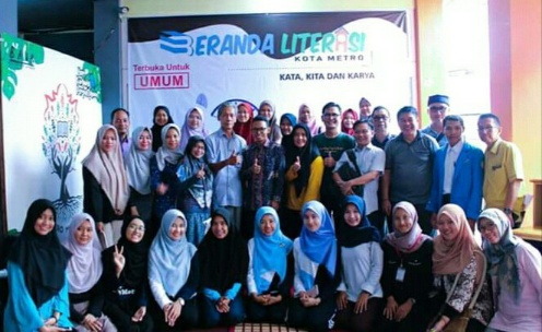Dispusarda Fasilitasi Komunitas Beranda Literasi ‘Ngopi’ Sejarah Metro