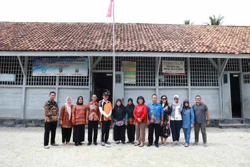 Bupati Pesisir Barat Promosikan Pulau Pisang