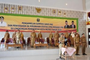 Walikota Metro Serahkan SK 251 PNS Formasi 2018