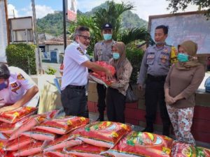 Cara Pokdar Kamtibmas Kota Bandarlampung Bantu Masyarakat Hadapi Covid-19