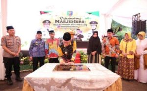 Masjid Iqro Kantor Disdikbud Lampung Diresmikan
