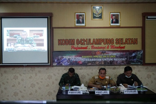 Bupati Lampung Selatan Bersama Dandim 0421/LS Rakornis TMMD ke-108 Melalui Vicon
