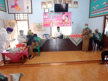 Tiyuh Cahyou Randu Gelar Pengobatan Gratis dan Posling