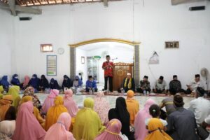 Pengajian Rutin, Berikut Harapan yang Disematkan Bupati Agus Istiqlal