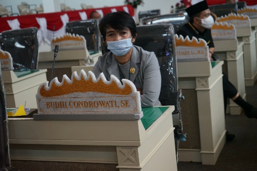 Bukan Dapilnya, Politisi PDI Perjuangkan Perjuangkan Jalan Rusak di Gunung Batin