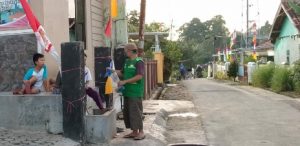 WIZ Lampung Bagikan Ratusan Masker Gratis