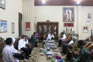 Bupati Dendi Terima Kunjungan DanLanal Lampung