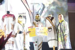 Penyerahan Penghargaan Lomba Desain Kaway Plastik 2020