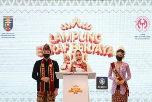 Riana Arinal Resmikan Pasar Kreatif dan Seni Provinsi Lampung