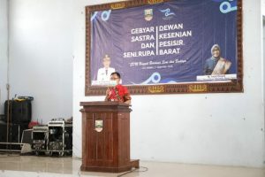 Pesan Bupati Pesisir Barat Saat Gebyar Sastra dan Seni Rupa Jenjang SMP