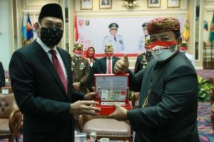Buruan Tukar Uang Pecahan Rp75 Ribu di Aplikasi PINTAR, Arinal Orang Pertama di Lampung