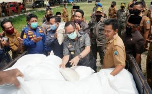 Pemkab Lampung Selatan Mulai Distribusikan Bantuan Sembako Tahap II