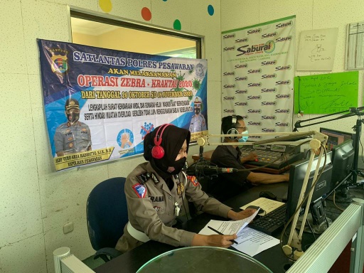 Operasi Zebra Dimulai, Satlantas Polres Pesawaran Sosialisasi Lewat Siaran Radio