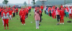 Bupati Lampung Selatan dan Ketua PKK Winarni Nanang, SKJ Bersama Masyarakat