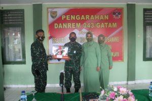 Kebahagiaan Danrem 043 Berkunjung ke Makodim 0426