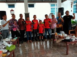 Wakil Bupati Tubaba Lepas 2 Atlet Sepeda Sport Menuju Kejuaraan Cross Country dan Down Hill