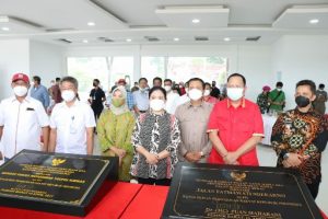 Puan Maharani Resmikan Perubahan Nama Bandara Muhammad Taufiq Qiemas di Pesibar