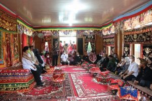 Antusias Warga Pulau Pisang Pesisir Barat Sambut Kedatangan Puan Maharani