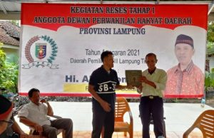 Ali Imron Usul Perbaikan Infrastruktur Jalan di Desa Kebondamar Matarambaru
