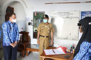 Hari Pertama Kerja Bupati Pesisir Barat Sidak Kehadiran ASN