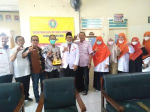 PKS Lampung Silaturahmi Kebangsaan ke PGRI