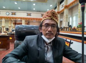 Wakil Ketua Komisi III DPRD Kota Metro Ahmadi Tanggapi Persoalan Sampah Liar