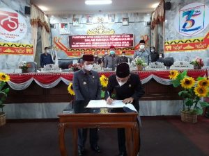 Raperda Pertanggungjawaban APBD 2020 Selesai, Bupati Lampura Haturkan Terimakasih