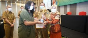 Pemkab Lamsel Raih Penghargaan Percepatan Penurunan Stunting 2021