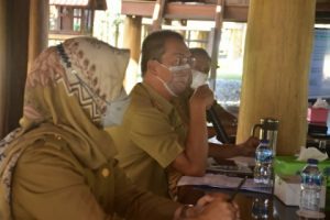 Sekda Tubaba Bahas Draft Keputusan Bupati tentang Pelimpahan Kewenangan pada Camat