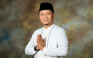 Rudini Resmi Daftar sebagai Bakal Calon Kepalo Tiyuh Kibang Budijaya