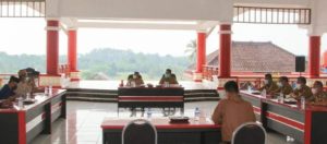 Bupati Nanang Instruksikan Perketat Pengawasan dan Penerapan Prokes Secara Konsisten
