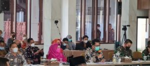 Sekda Kabupaten Lampung Selatan Ikuti Rapat Tindaklanjut Penanganan Covid-19